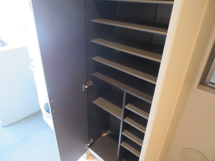 物件内観写真14　(靴箱)