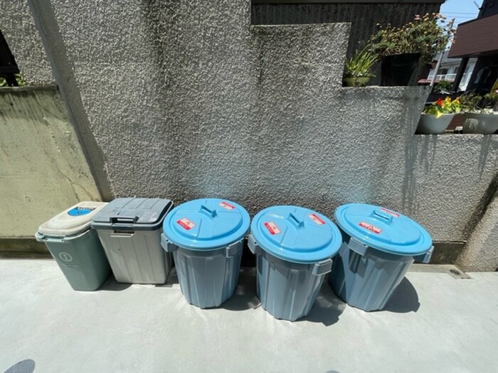 物件外観写真6　(建物設備)