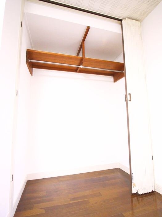 物件内観写真11　(収納)