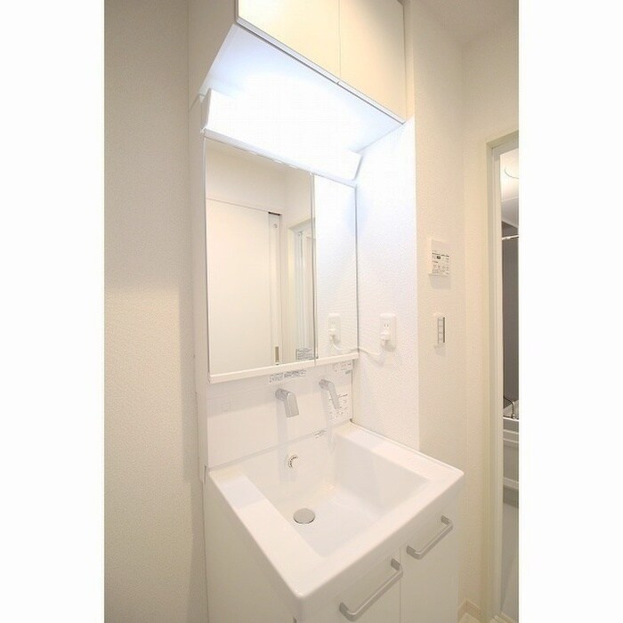 物件内観写真11　(洗面)