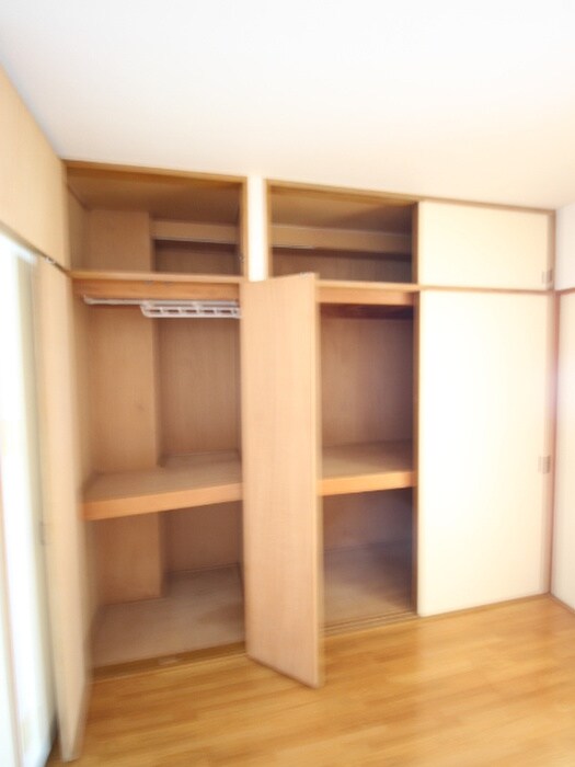 物件内観写真11　(収納)