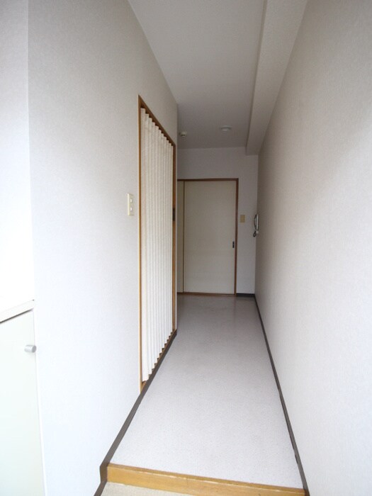 物件内観写真22　(廊下)