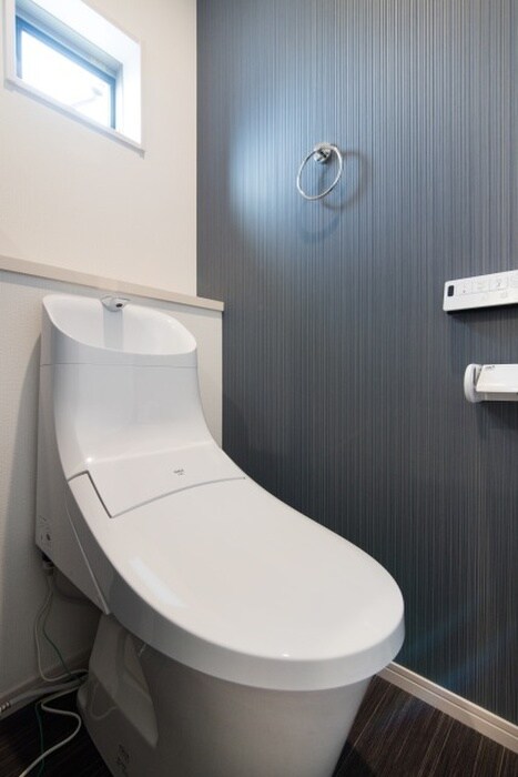 物件内観写真15　(トイレ)