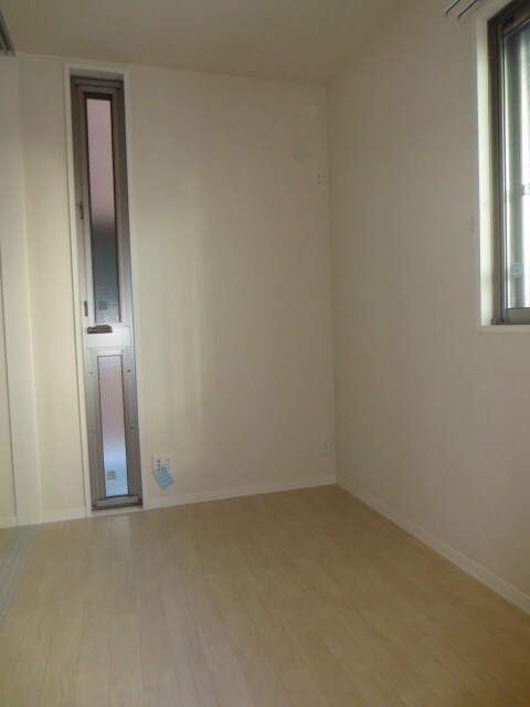 物件内観写真10　(居室)