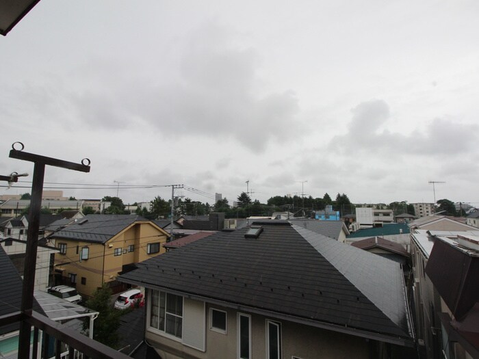 物件内観写真14　(室内からの展望)