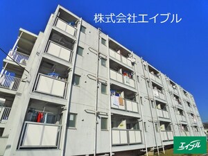 ビレッジハウス勝田３号棟外観写真