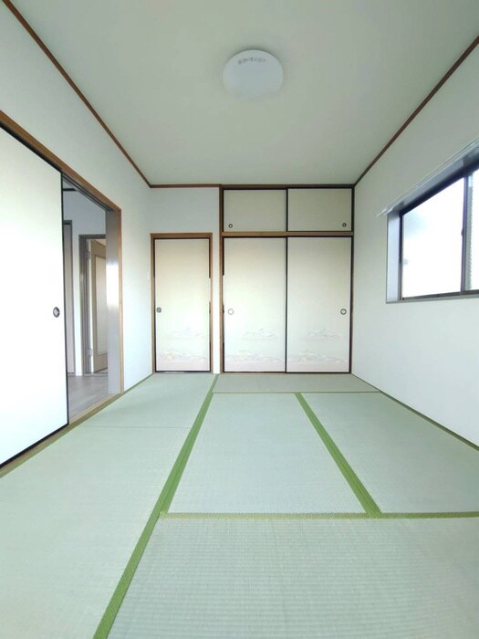 物件内観写真8　(居室)