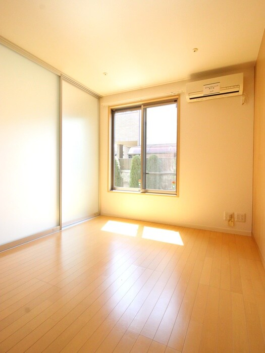 物件内観写真19　(居室)