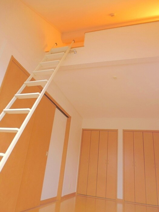 物件内観写真15　(ロフト)