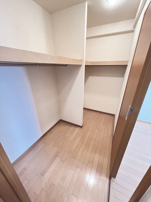 物件内観写真15　(収納)