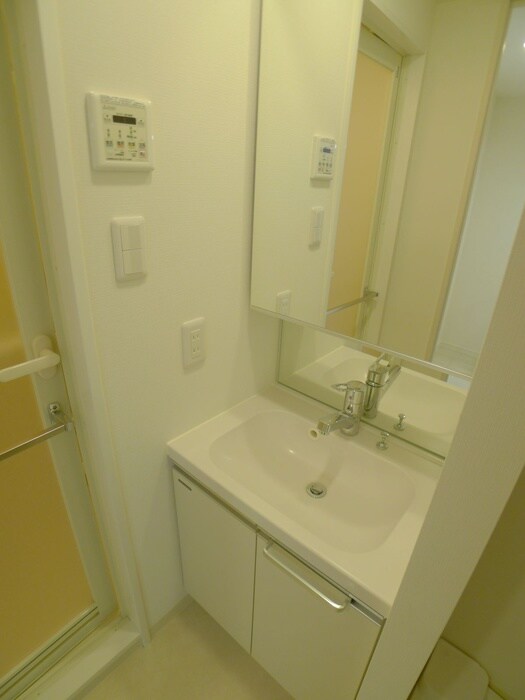 物件内観写真15　(洗面)