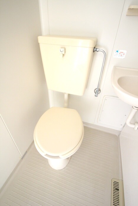 物件内観写真13　(トイレ)