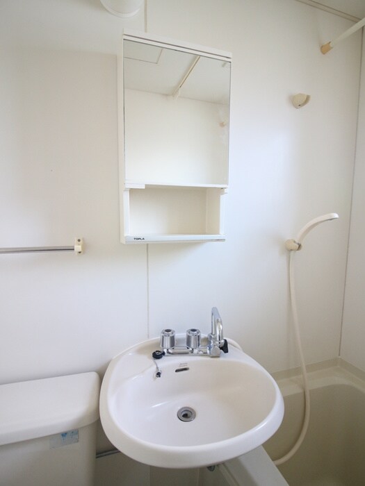 物件内観写真9　(洗面)