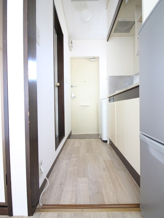 物件内観写真19　(廊下)