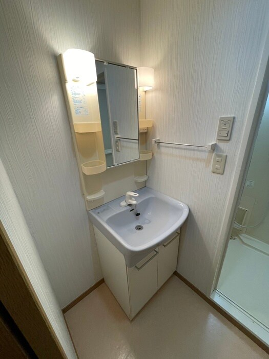 物件内観写真14　(洗面)