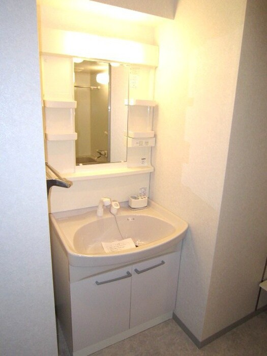 物件内観写真12　(洗面)