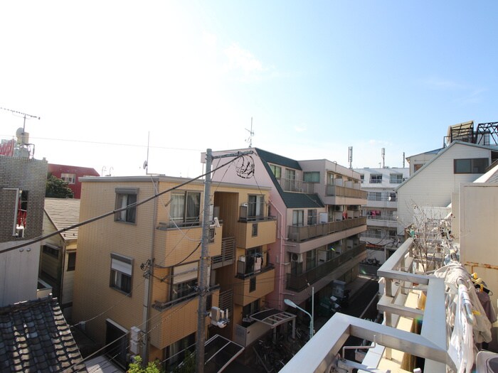 物件内観写真22　(室内からの展望)