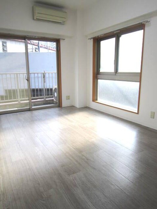 物件内観写真4　(居室)