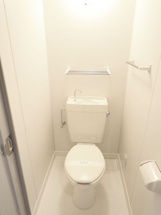 物件内観写真9　(トイレ)