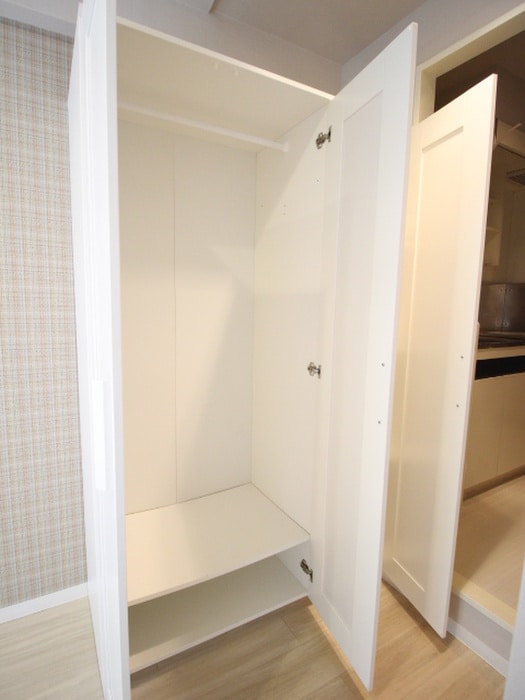 物件内観写真9　(収納)