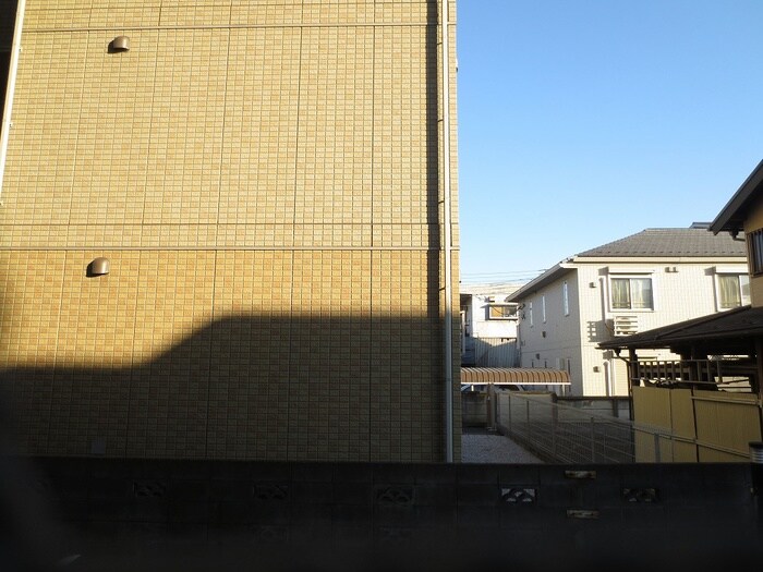 物件内観写真15　(室内からの展望)