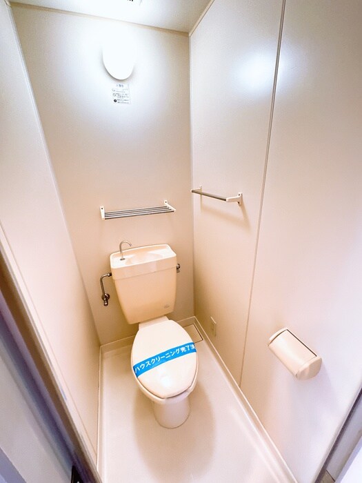 物件内観写真15　(トイレ)