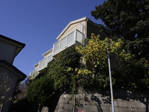 Ｋ・Ｍ・Ｈ　ＣＯＵＲＴＹＡＲＤ外観写真