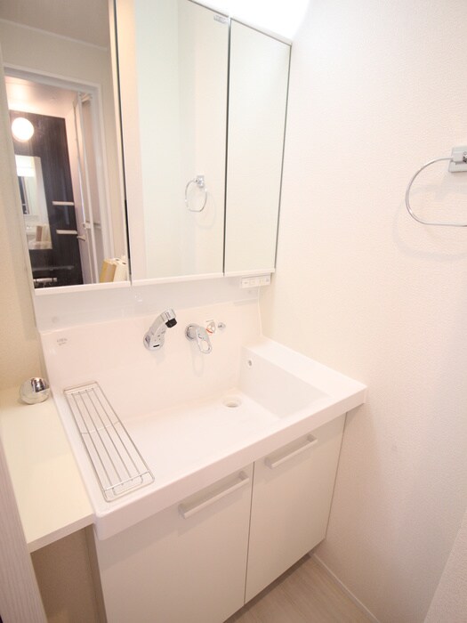 物件内観写真15　(洗面)