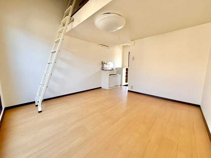 物件内観写真7　(居室)