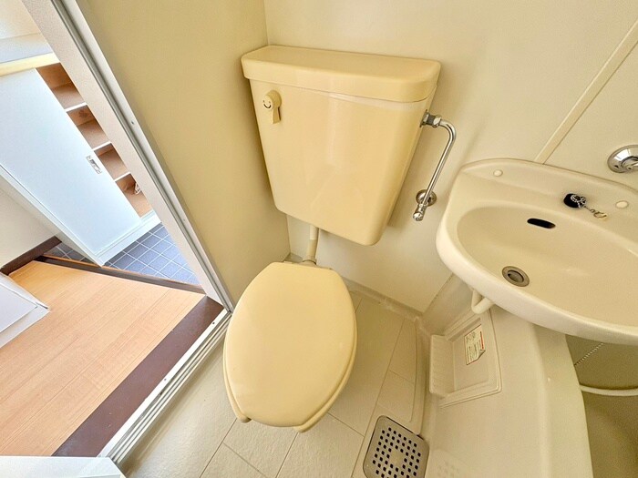 物件内観写真10　(トイレ)