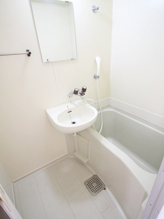 物件内観写真11　(バス／シャワールーム等)