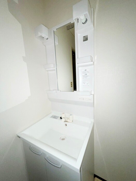 物件内観写真11　(洗面)