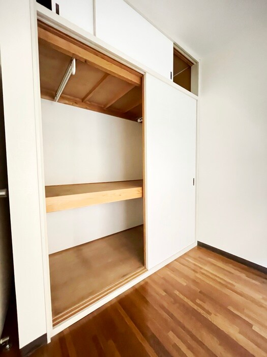 物件内観写真12　(収納)