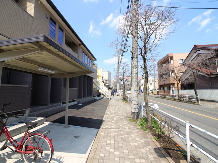 物件外観写真4　(周辺環境)