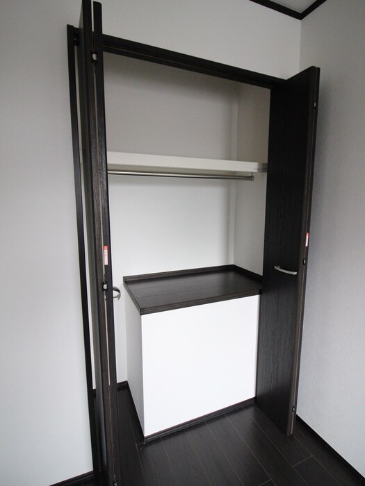 物件内観写真14　(収納)