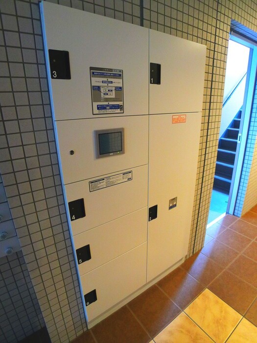 物件外観写真6　(建物設備)