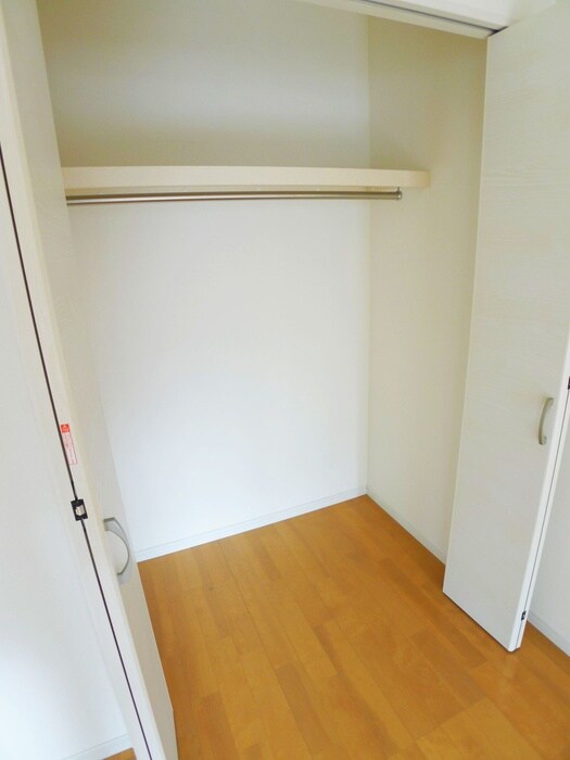 物件内観写真18　(収納)