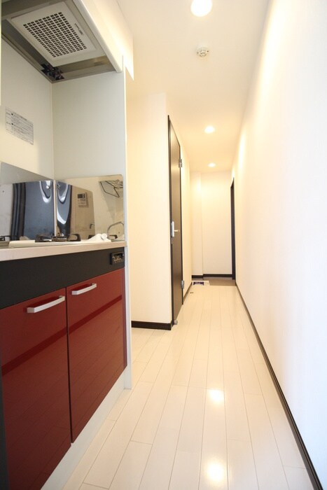 物件内観写真12　(廊下)