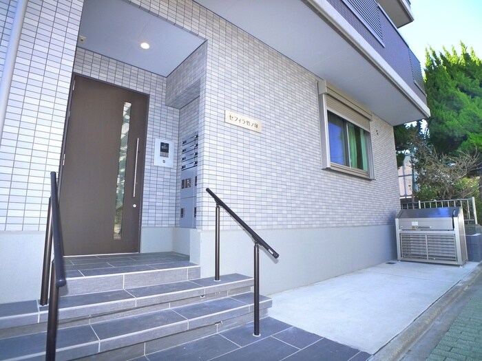 セフィラ竹ノ塚のエントランス部分