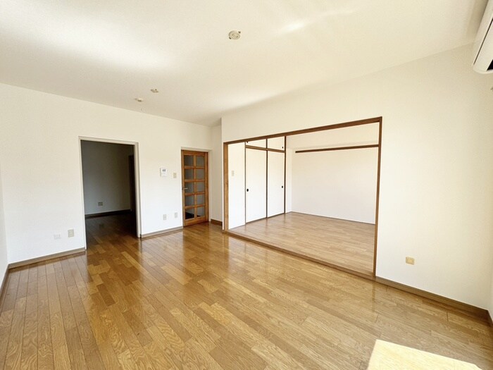 物件内観写真7　(居室)