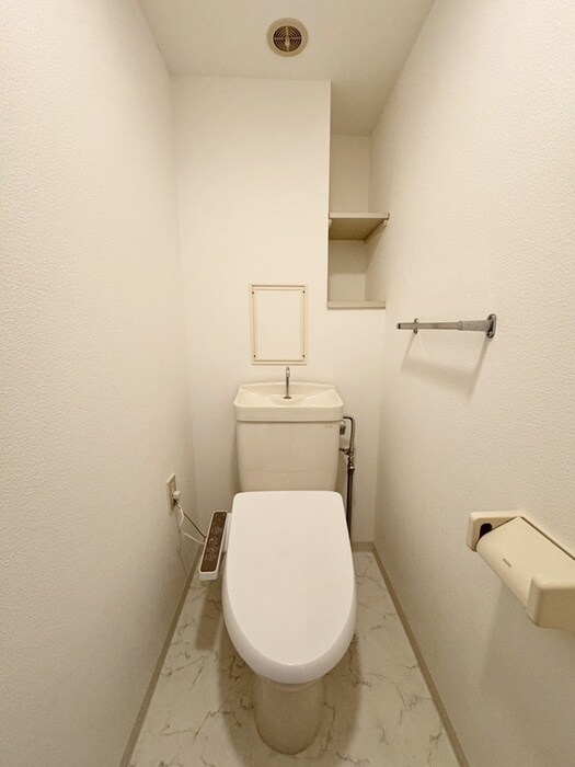 物件内観写真15　(トイレ)