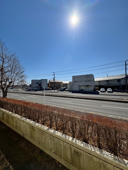 物件内観写真21　(室内からの展望)