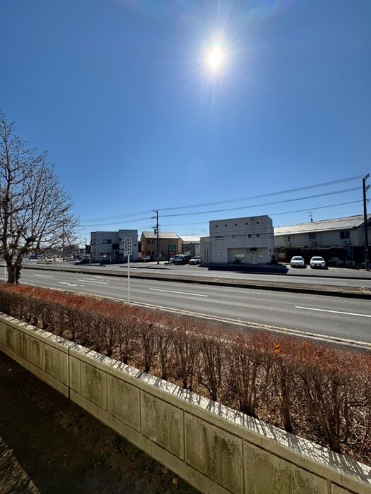 物件内観写真22　(室内からの展望)