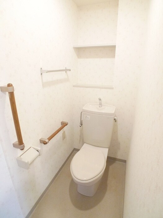 物件内観写真15　(トイレ)