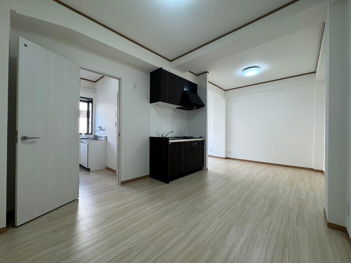 物件内観写真10　(居室)