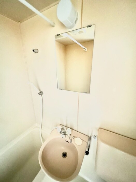 物件内観写真11　(洗面)