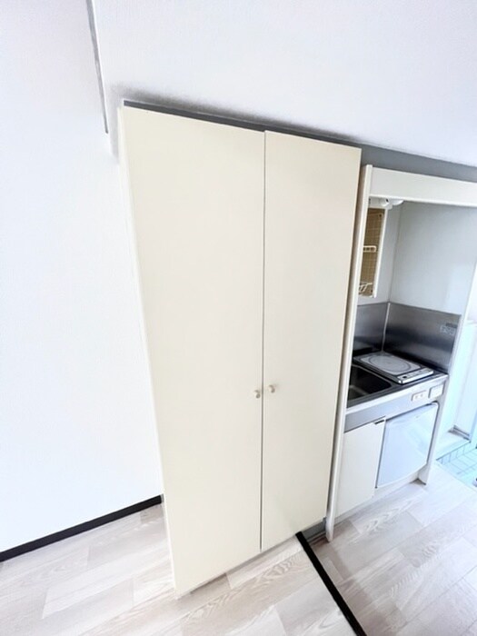 物件内観写真12　(収納)