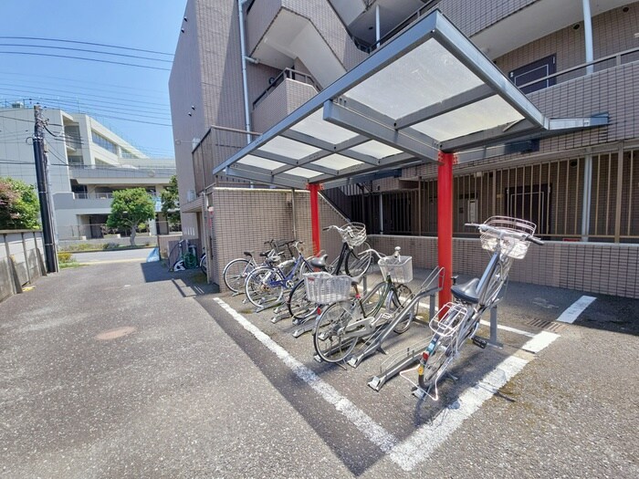 物件外観写真5　(駐輪場)