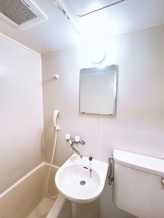 物件内観写真11　(洗面)