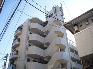 フロント新代田(205)外観写真